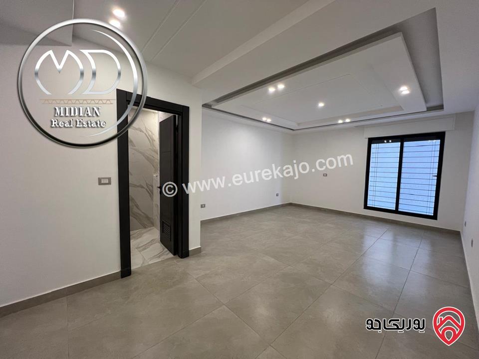 شقق ارضية و شبه ارضي جديدة للبيع في عمان - حي الصحابة مساحات 240م & 250م مع تراسات و حدائق تشطيبات فاخرة بأسعار مميزة