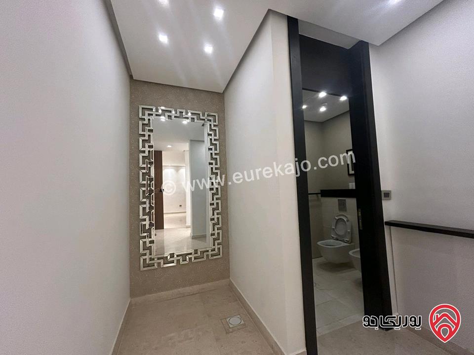 شقة شبه ارضية مساحة 360م داخلي و 150م خارجي للبيع في عمان - دابوق