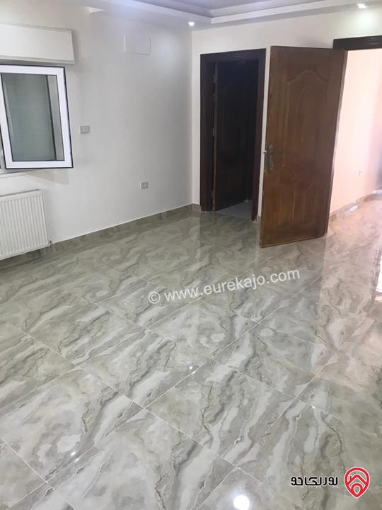 فيلا مجددة مساحة 440م على أرض 980م للبيع في الفحيص – منطقة الرهوة موقع مميز 