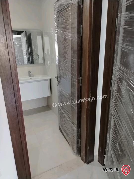 شقة مميزة طابق ارضي معلق مساحة 230م للبيع في عمان - دير غبار