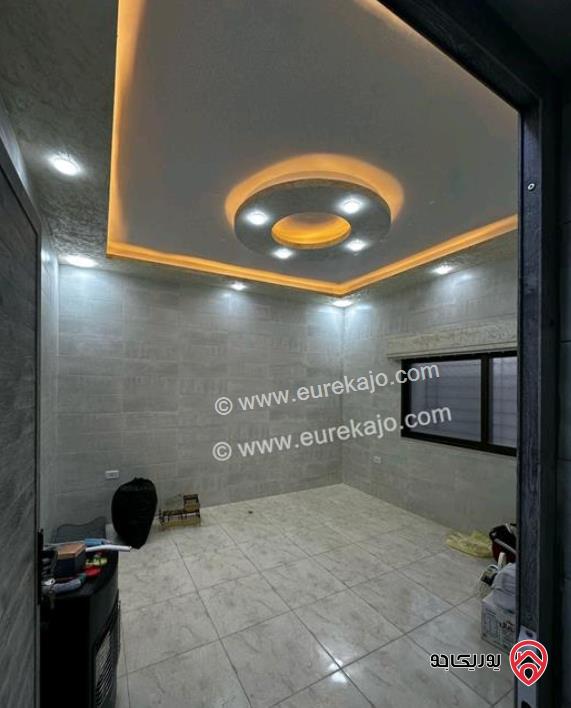 منزل مستقل مساحة 220م على ارض مساحة 500م للبيع في الزرقاء - بيرين