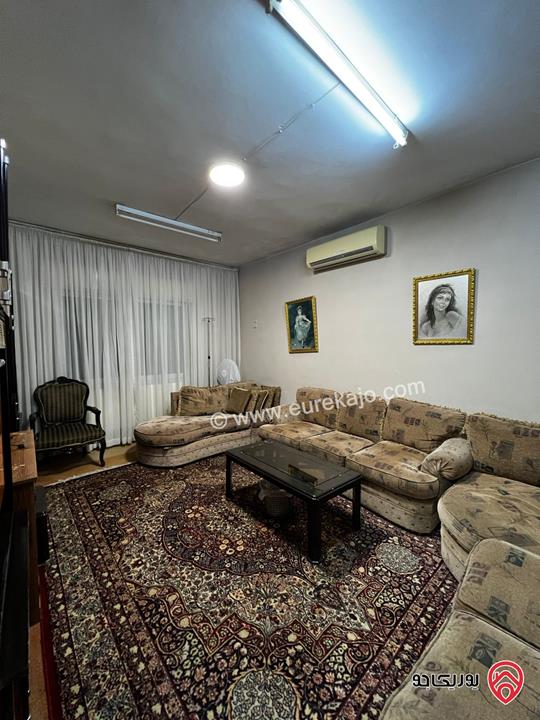  شقة مميزة طابق أول مساحة 189م للبيع في عمان - أم السماق