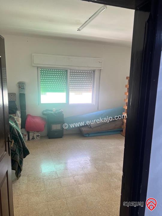 شقة طابق ثالث مساحة 195م للبيع في عمان - طبربور بجانب مستشفى الاقصى 