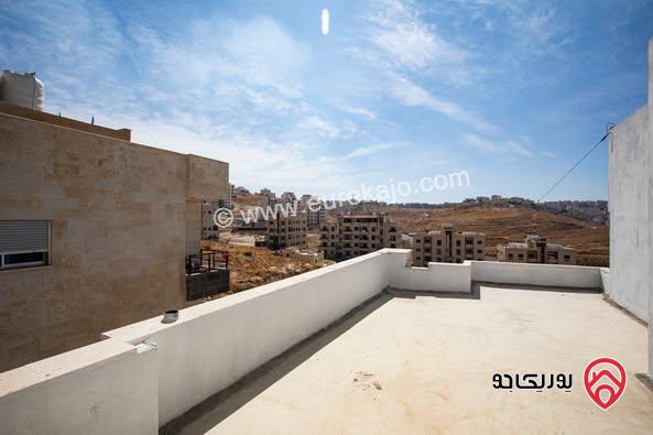 شقة فاخرة مساحة 135م طابق ثالث مع روف للبيع في عمان - ابو علندا بسعر مغري جدا من المالك 