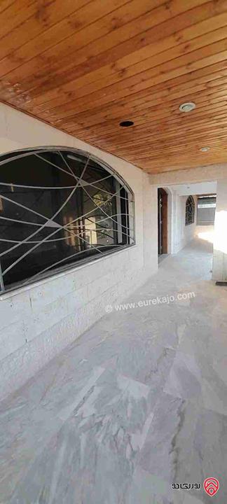 فيلا فارغة مساحة 350م للإيجار في عمان - ام السماق 