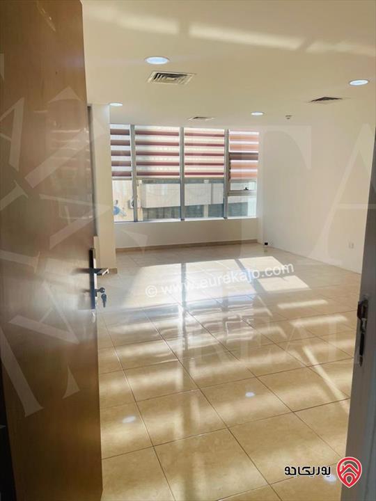 مكاتب تجارية مساحة 307م للإيجار في عمان - الشميساني