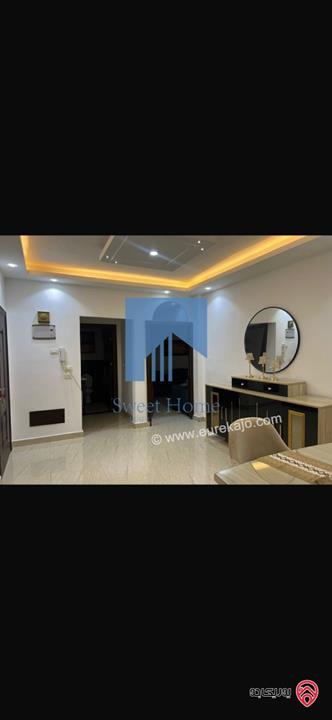 شقة أرضية مميزة للبيع في عمان - الجندويل قرب مركز أمن البيادر 180م مع حديقة وترسات 200م