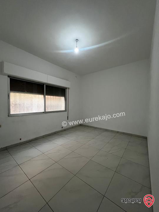 شقة طابقية ارضية مساحة 200م للايجار في عمان - ام اذينة