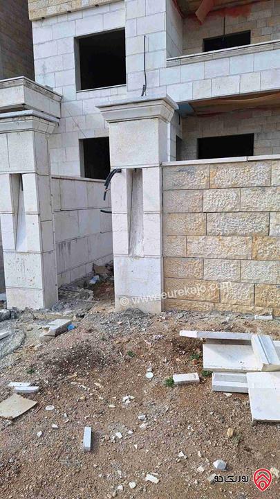 شقق مساحة 140م للبيع أقساط في إربد دوار الثقافة بدون شركات تمويل أو وساطة بنوك 