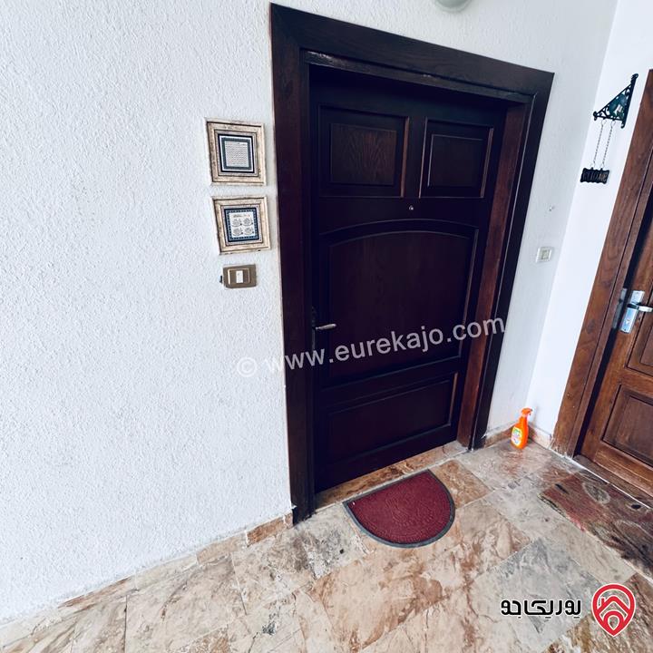 شقة مفروشة طابق ثاني مساحة 127م تشطيب راقي للإيجار في عمان - حي الكرسي من المالك مباشرة 