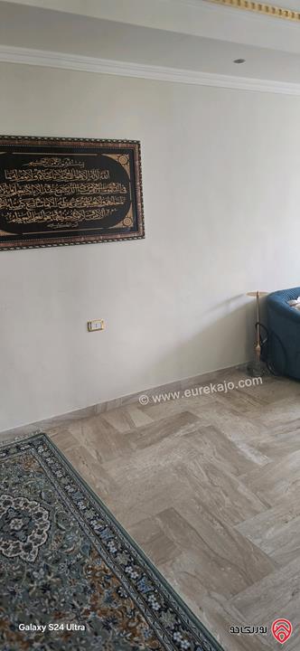 شقة ارضية مساحة 197م وترس مكرمد 40م وكراج سيارة للبيع في عمان - تلاع العلي