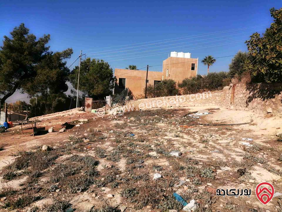 قطعة ارض مساحة 1 دونم للبيع في البلقاء -  السلط زي واصل جميع الخدمات 