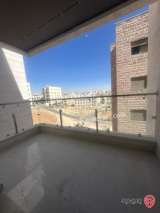 شقة مساحة 100م طابق أول للبيع في عمان - البنيات قرب مدارس الحصاد