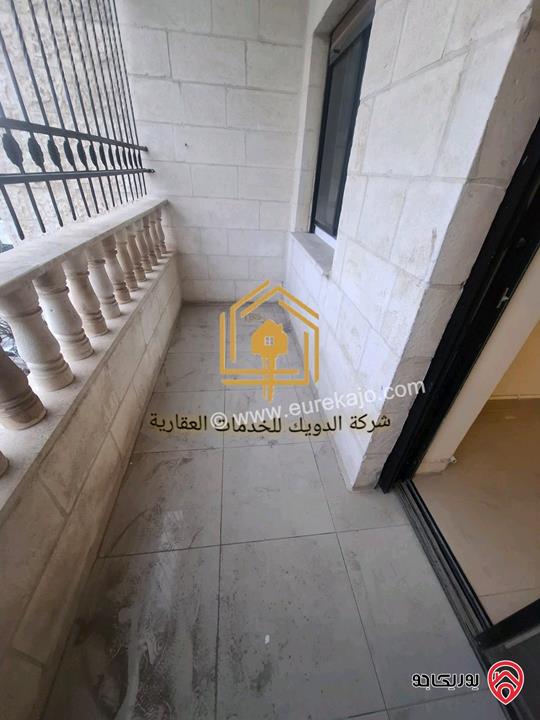 شقة فارغة طابق ثالث مع مصعد مساحة 110م للإيجار في عمان - ام السماق 