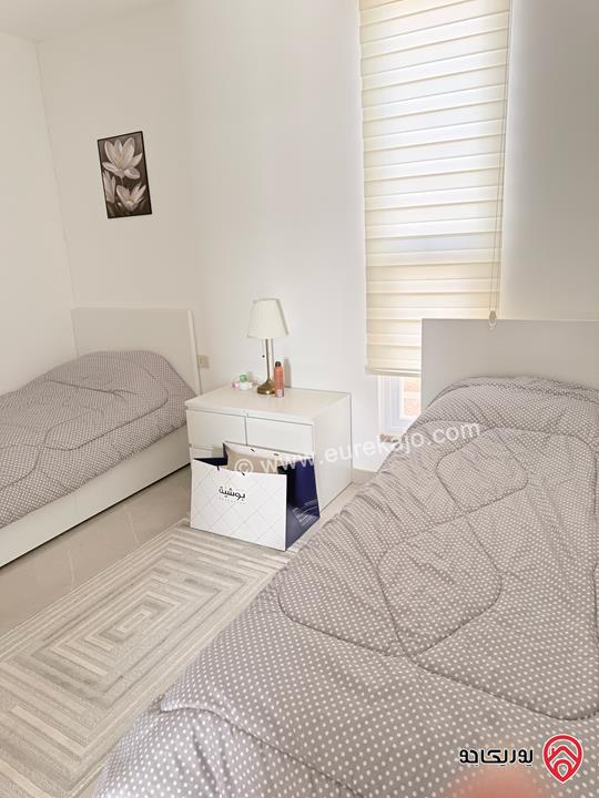 مزرعة مساحة الأرض 904م والبناء 80م للبيع بمنطقة الرشايدة/ جرش بإطلالة خلابة خلف جامعة جرش الأهلية 