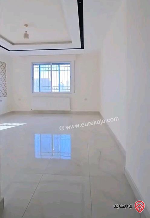 شقة سوبر ديلوكس طابق ثالث مساحة 175متر للايجار في عمان - شفا بدران 