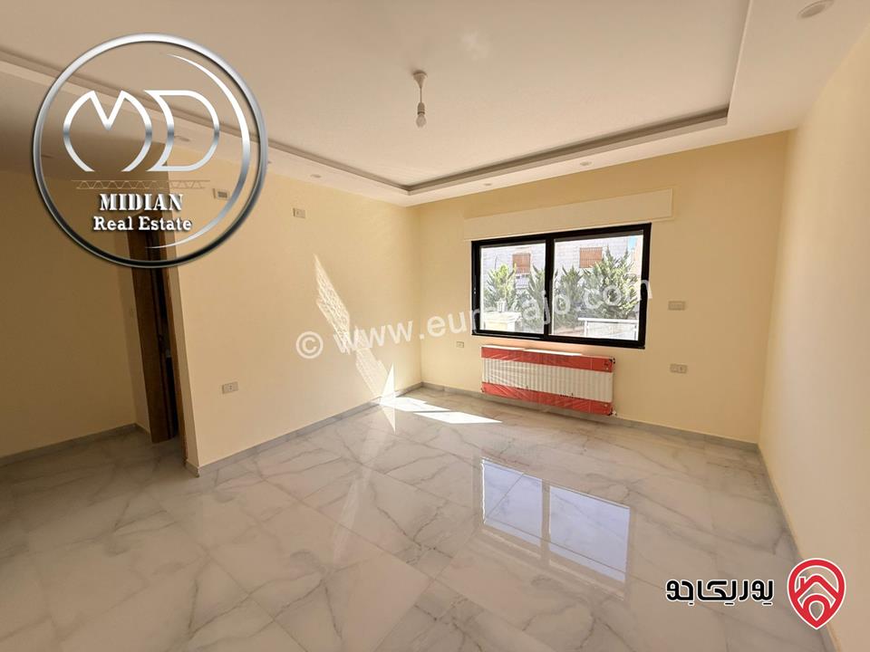 شقق جديدة للبيع في عمان - ضاحية الرشيد مساحات 185م تشطيبات ديكورات سوبر ديلوكس اطلالة جميلة بسعر مميز جداً