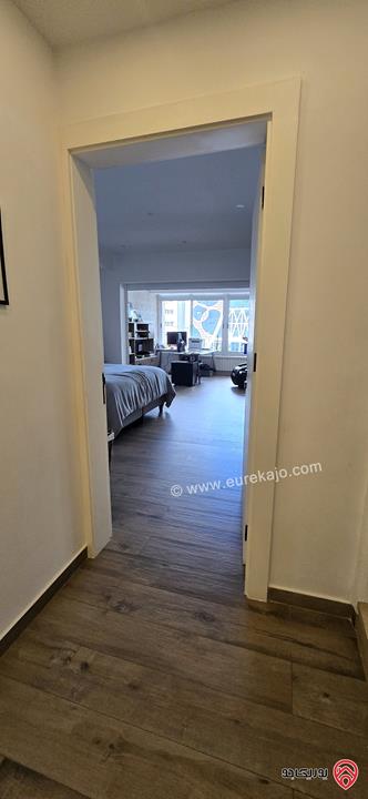 شقة تربلكس مساحة 469م داخلي و 150م خارجي للبيع في عمان - عبدون