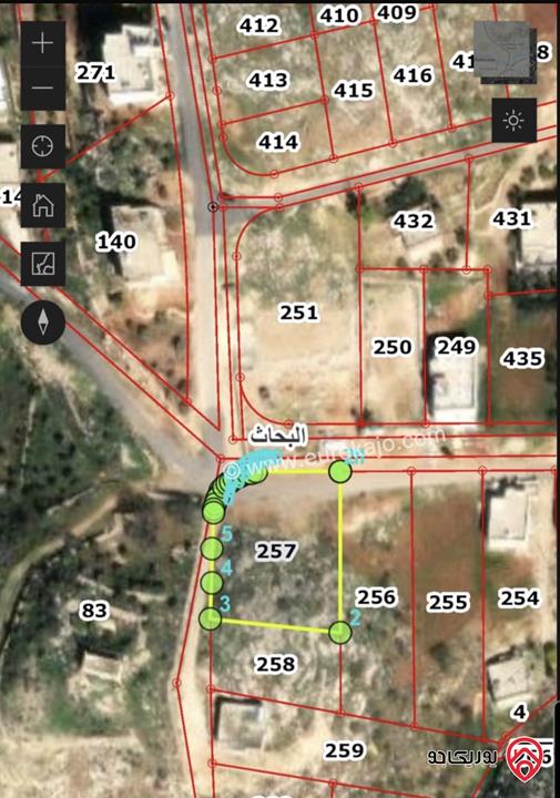 ارض مربعة مفروزة مساحة 1 دونم و 685م للبيع في عمان - مرج الحمام البحاث