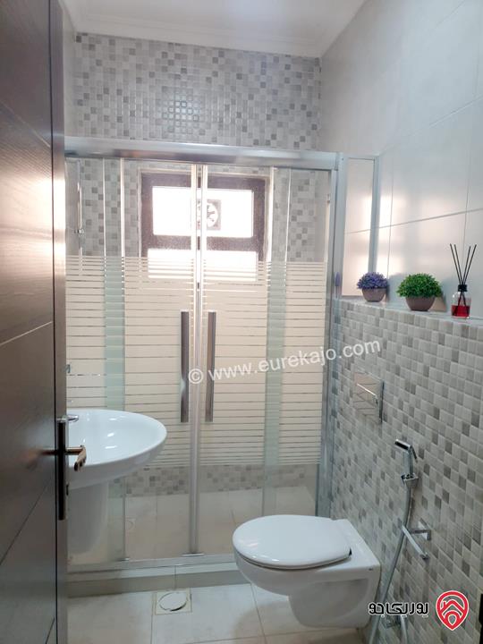 شقة طابق أول مساحة 120م للايجار مفروشة في عمان - الرابية