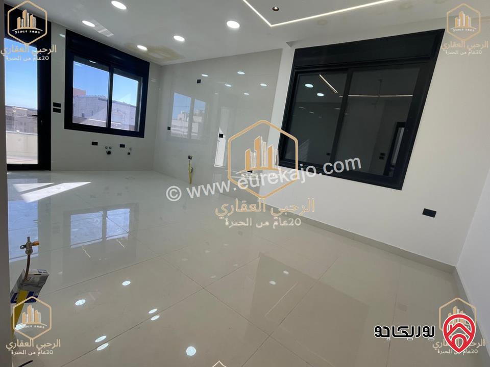 شقة طابق ثالث دوبلكس مساحة 175م للايجار في عمان - الجندويل 