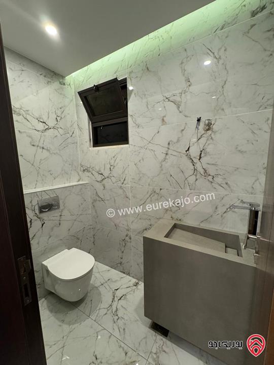 شقة طابق ثالث دوبلكس مساحة 140م للايجار مفروشة في عمان - عبدون شارع السفارة الاميركية