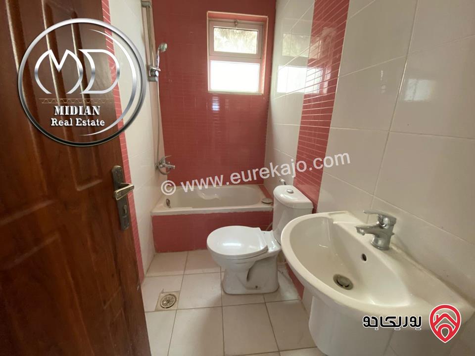 شقق للبيع طابق أخير مع روف في عمان - ضاحية الرشيد مساحات 220م & 240م مع تراسات امكانية الأقساط بأسعار مميزة