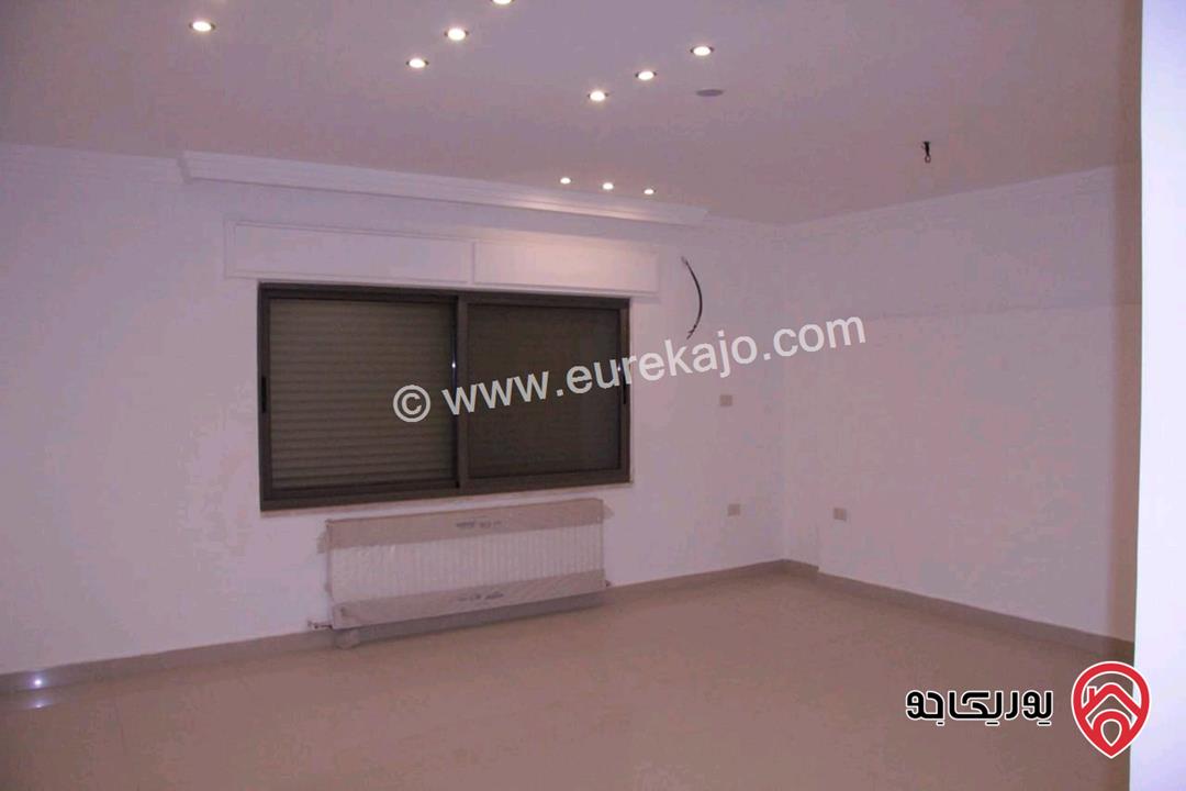 فيلا فارغه مساحة 850م دوبلكس للإيجار في عمان - ام أذينة 