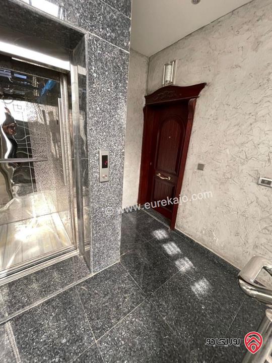 Abdoun (Amman) apartment & Roof by Owner ‎شقه طابقيه مع الرؤف، للبيع مباشره من المالك في عمان - عبدون مساحة 365م ط2