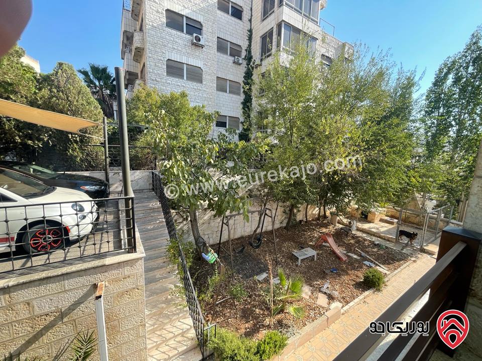 فيلا 3 طوابق على أرض 1 دونم و 19م للبيع في عمان - الجبيهة