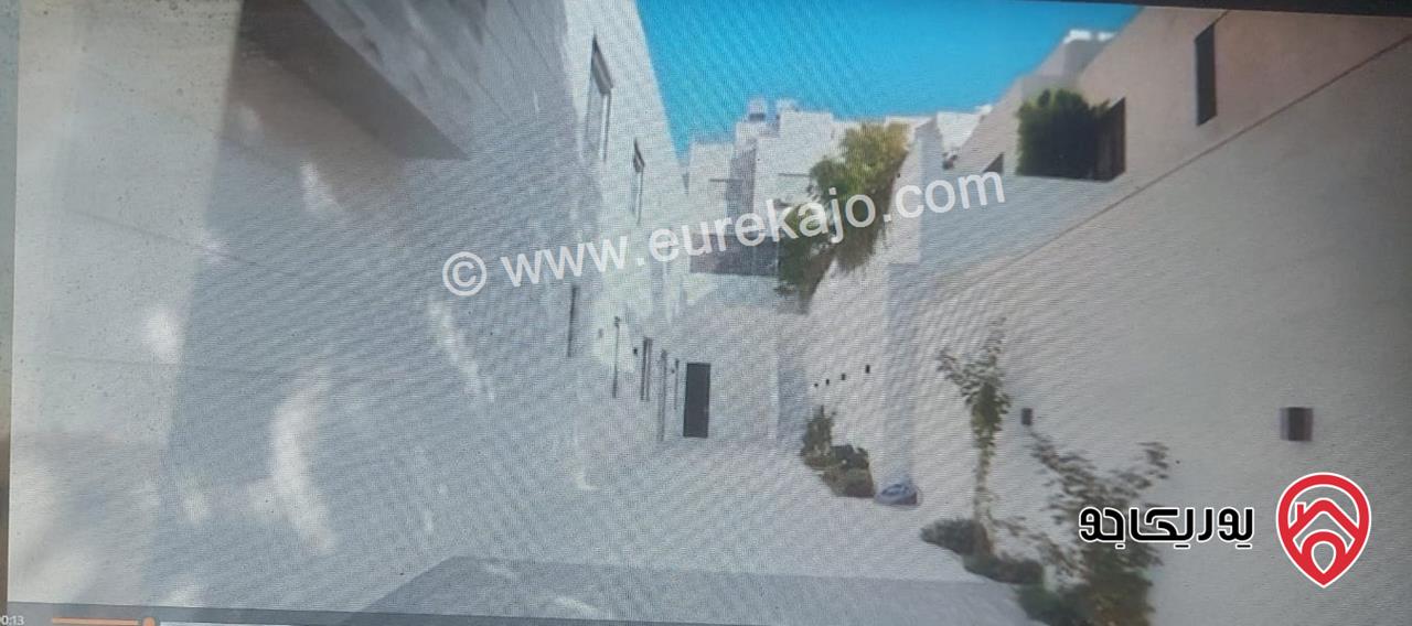 فيلا فاخرة مساحة 475م على أرض 500م للبيع في عمان - عبدون