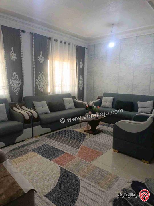 شقة مساحة 117م طابق ثالث للبيع في عمان - عين الباشا 