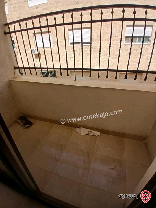 شقة فارغة طابق ثانى مساحة 110م للإيجار في عمان - الرابية 