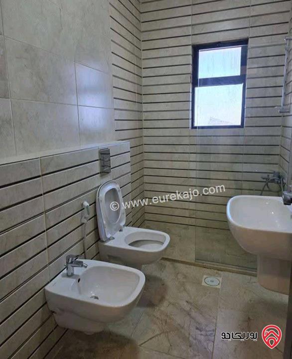 شقة فارغة أرضية مساحة 200م للايجار في عمان - دابواق 