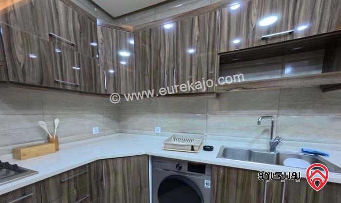 شقة مفروشة طابق اول مساحة 220م للايجار في عمان - ام السماق 