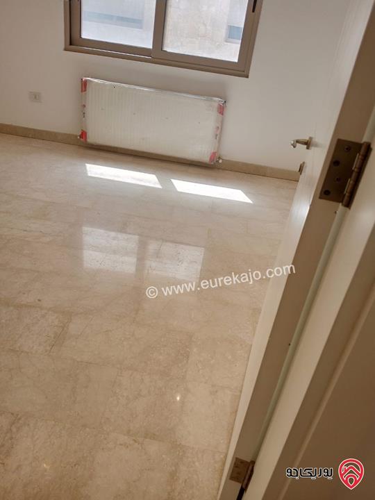 شقة دوبلكس طابق اول مساحة 248م للبيع في عمان - دير غبار 