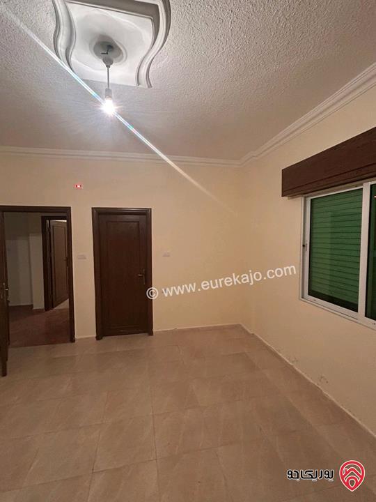 شقة أرضية مساحة 160م داخلي و 85م خارجي للبيع اقساط في الزرقاء الجديدة