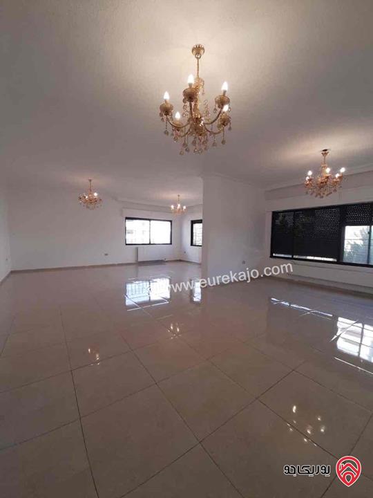 خلدا شقة طابق أول مساحة 182م للايجار في عمان - خلدا 