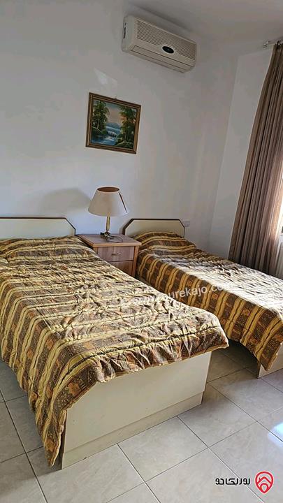 شقة مساحة 150م طابق ثاني للايجار مفروشة في عمان - الشميساني مطلة على البوليفارد