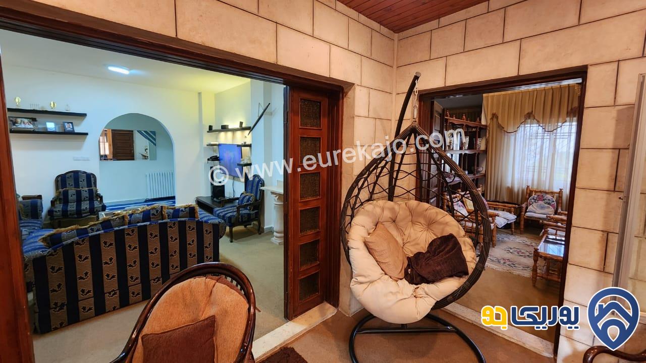 منزل مستقل مساحة الأرض 446م ومساحة البناء 220م للبيع في أم السماق