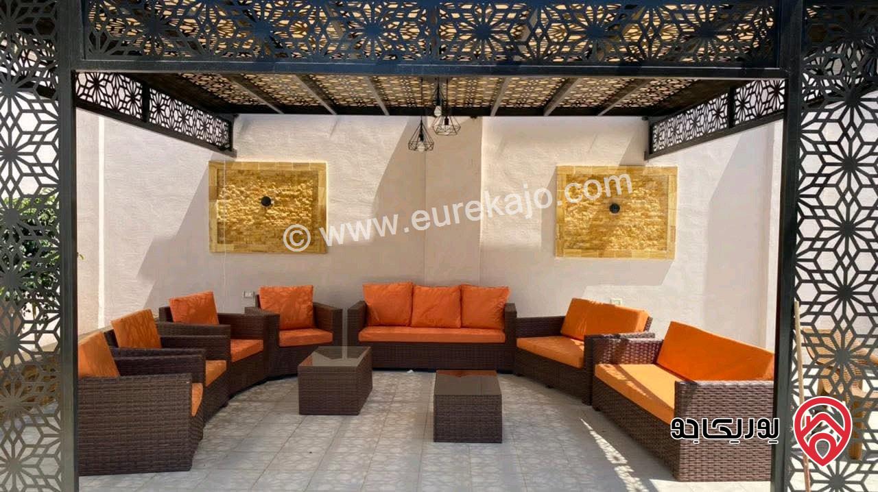 مزرعة مساحة الأرض 570م والبناء 274م للبيع في البحر الميت - الراما بجانب كازية المناصير الشارع الرئيسي تقريبا