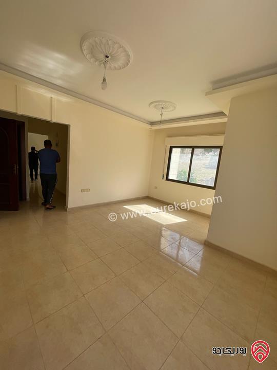 شقة طابق أول مساحة 135 متر للبيع في عمان - ضاحية الرشيد