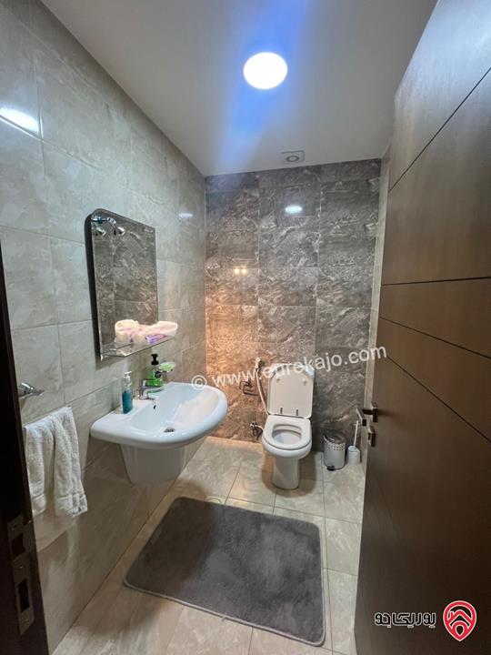 شقة طابق ثالث مساحة 107م للبيع في عمان - الصويفية