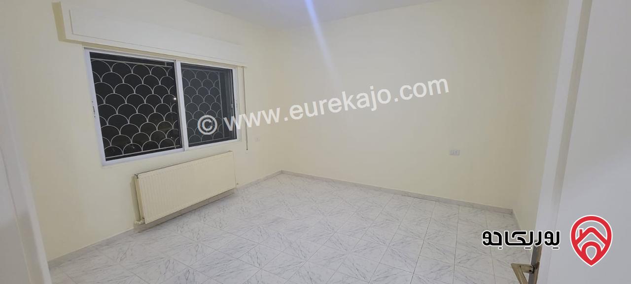 شقتين طابق أول / ثاني مساحة 150م للايجار في عمان - خلدا