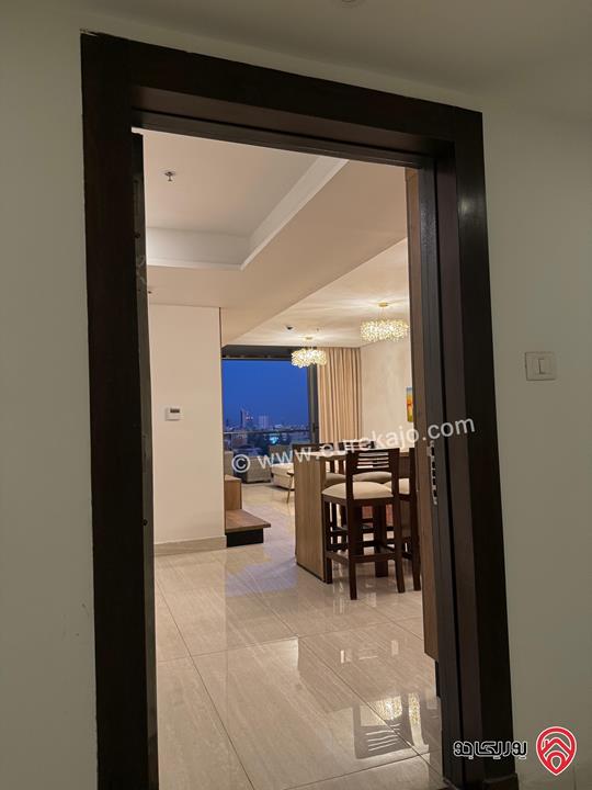 شقة بإطلالة بانورامية مساحة 120م من الطابق 12 للايجار في عمان - عبدون