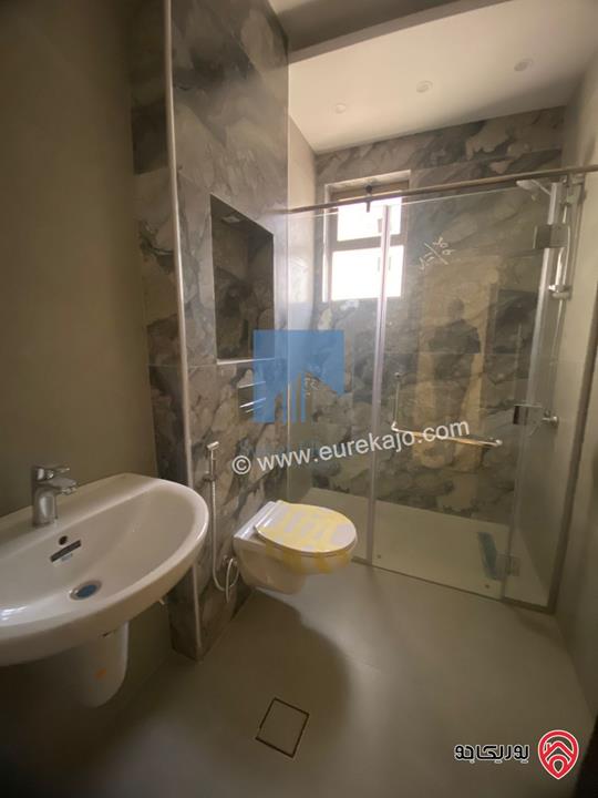 شقة فاخرة للبيع في عمان - أم أذينة قرب أبراج السادس طابق اول 180م تشطيب سوبر ديلوكس لم تسكن