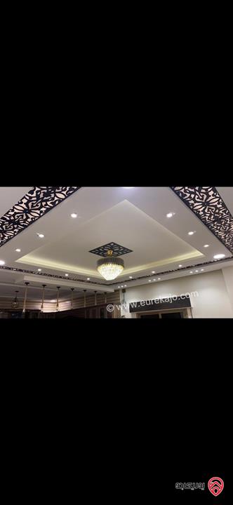 منزل طابقين دوبلكس مساحة البناء 250م على أرض 730م للبيع في اربد - ايدون