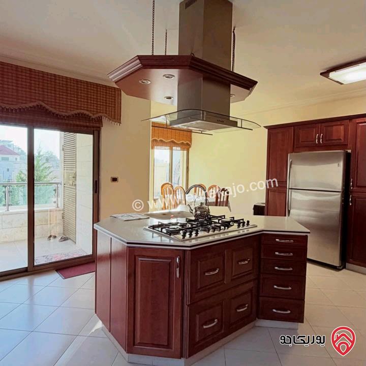 فيلا مساحة 1500م على أرض 760م للبيع في عمان - دابوق