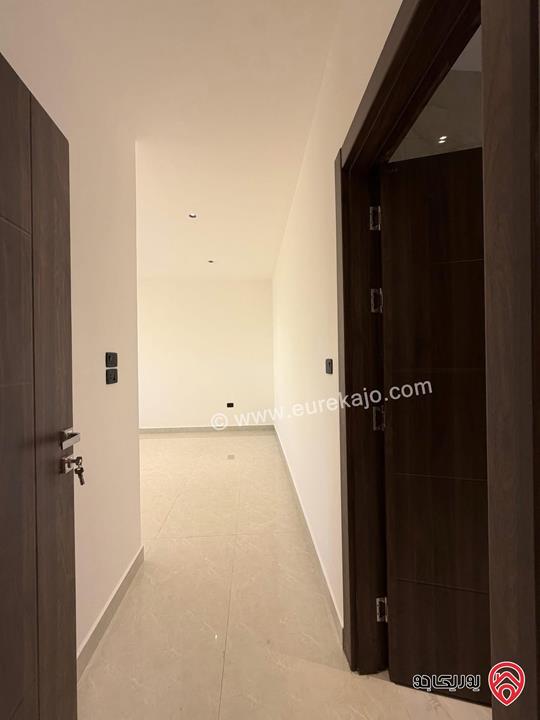 شقة طابق ارضي مساحة 130م مع ترس 50م للبيع في عمان - ربوة عبدون 