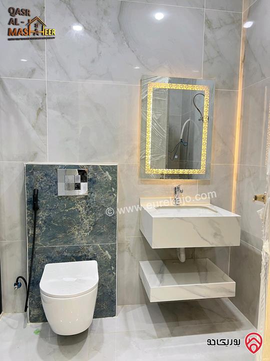 شقة مميزة طابق ثاني مساحة 120م للبيع بالاقساط في عمان - الجبيهة 